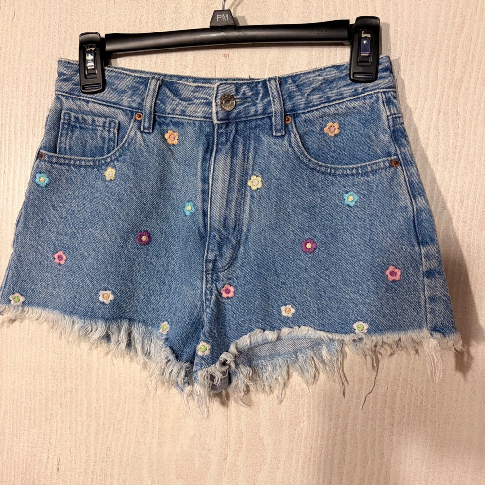 PacSun Denim Shorts Womens 26 Blue Embroidered Daisy High Festival